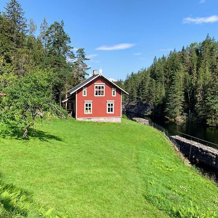 Vrangfoss Slusevokterbolig Funnemark Exterior foto
